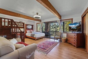 3 habitaciones, escritorio, wifi y ropa de cama 