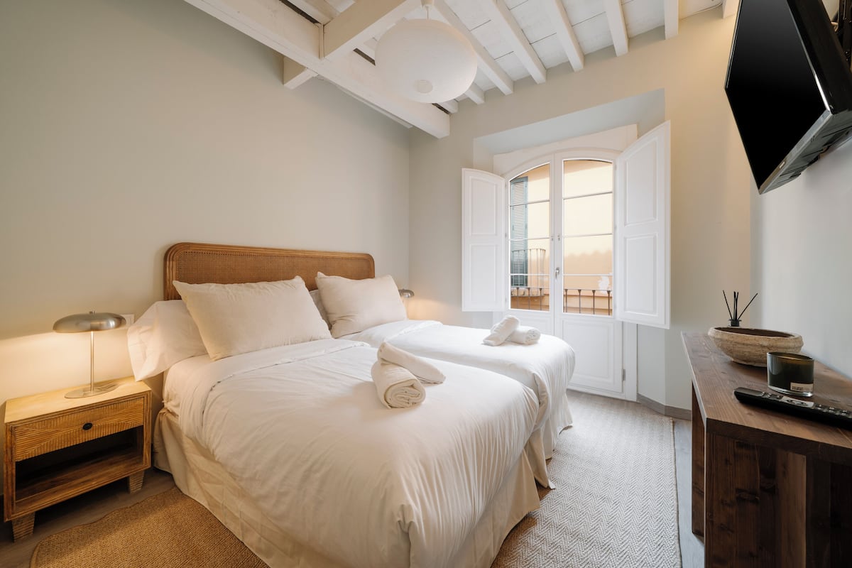 Habitación tradicional | Wifi gratis y ropa de cama
