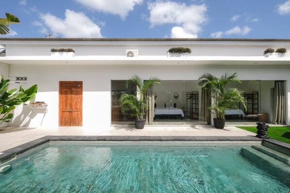 Exterior - Villa Roman & Alena Canggu (Canggu)