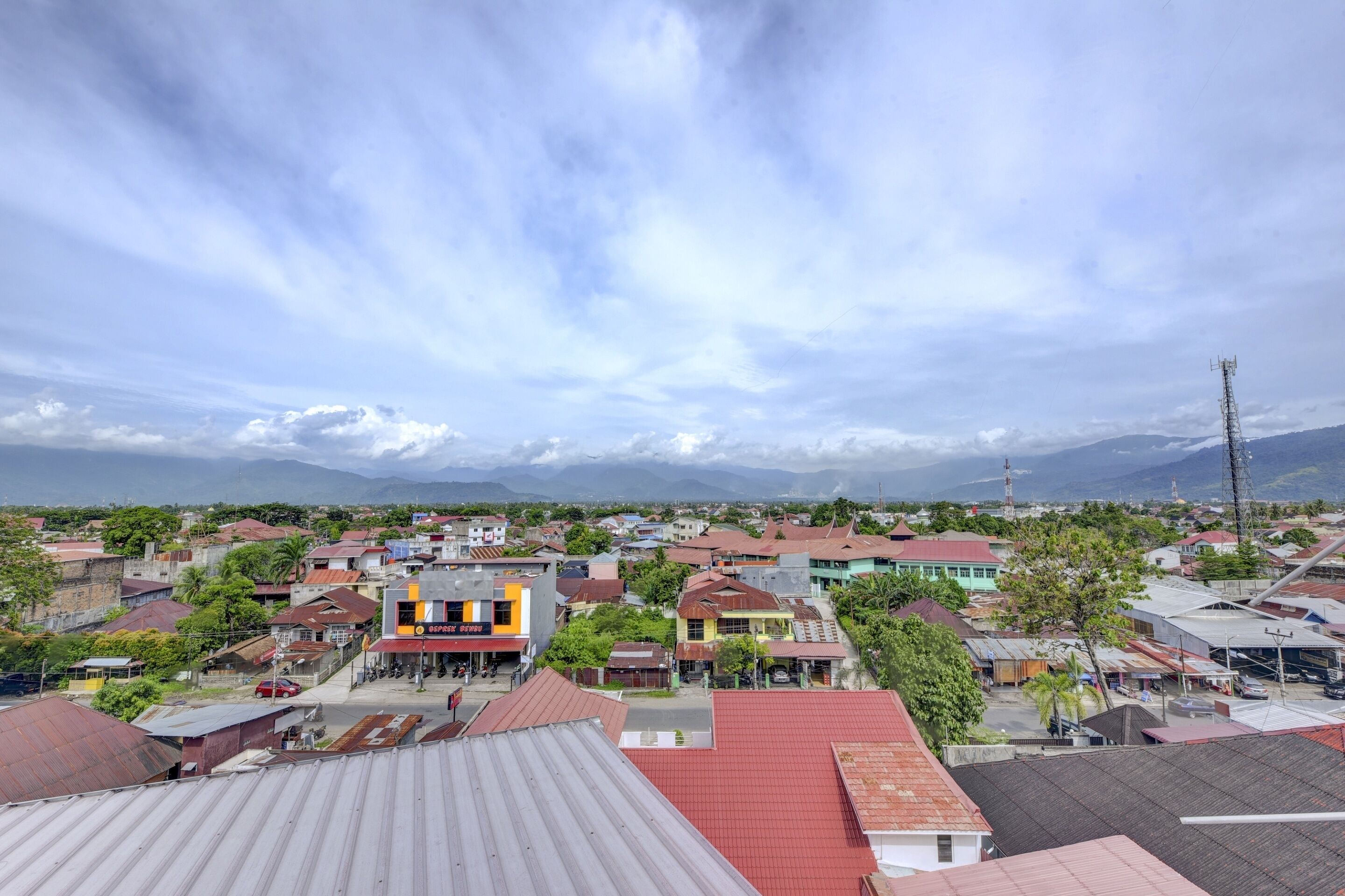 Foto - Super OYO 4010 Zaara Guest House Syariah