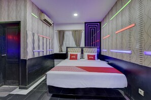 Habitación Deluxe doble | Escritorio, espacio para trabajar con un portátil, wifi gratis