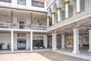 Bagian depan properti