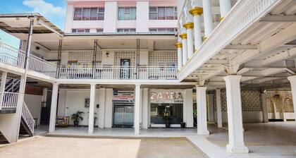 Super OYO 4010 Zaara Guest House Syariah