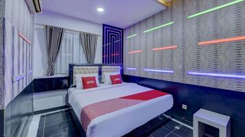 Habitación Deluxe doble | Escritorio, espacio para trabajar con un portátil, wifi gratis