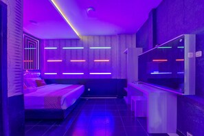 Standard Suite - Super OYO 4010 Zaara Guest House Syariah (Padang)