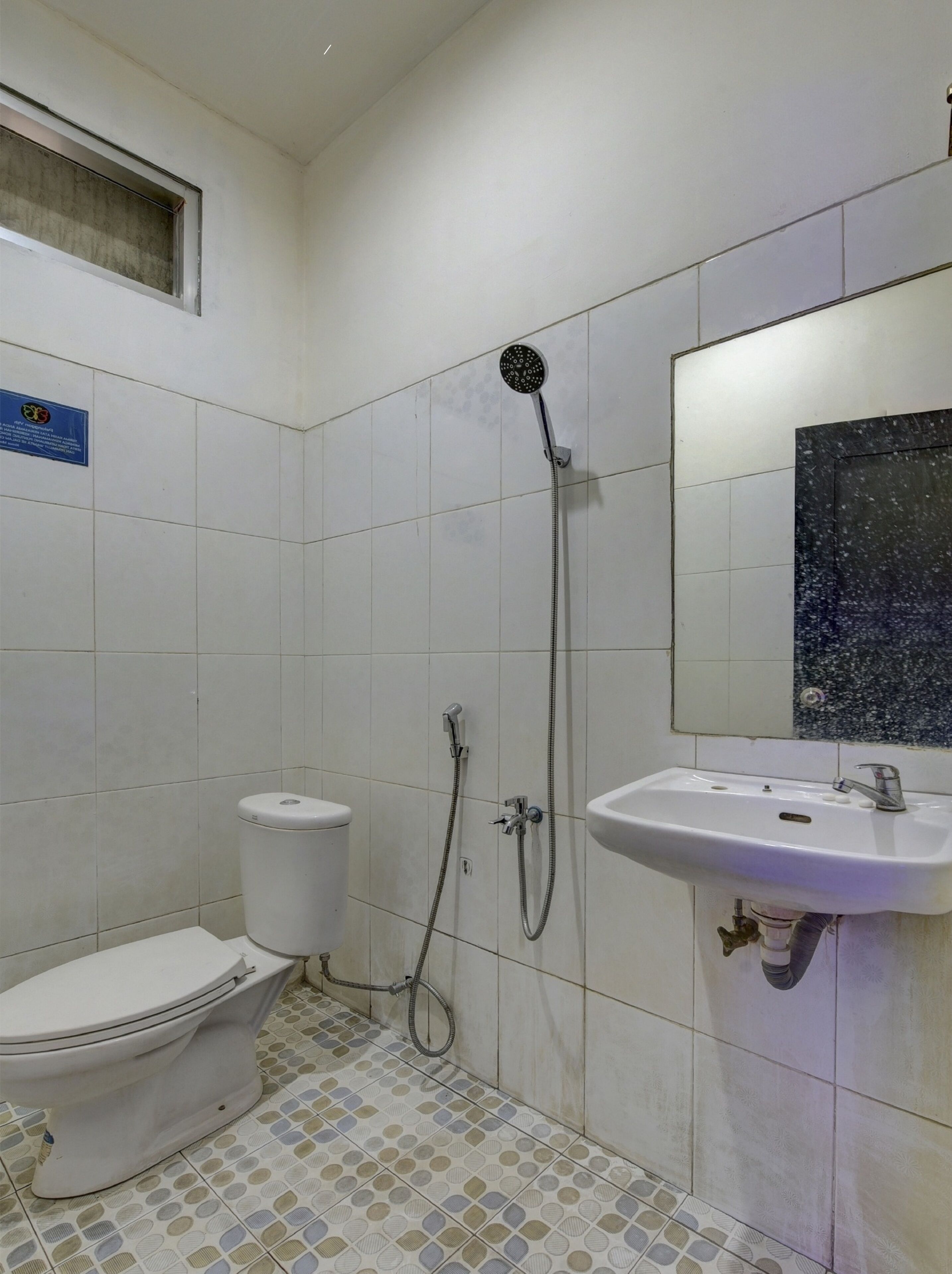 Foto - Super OYO 4010 Zaara Guest House Syariah