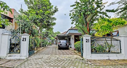 SPOT ON 91372 Wisma Bulin