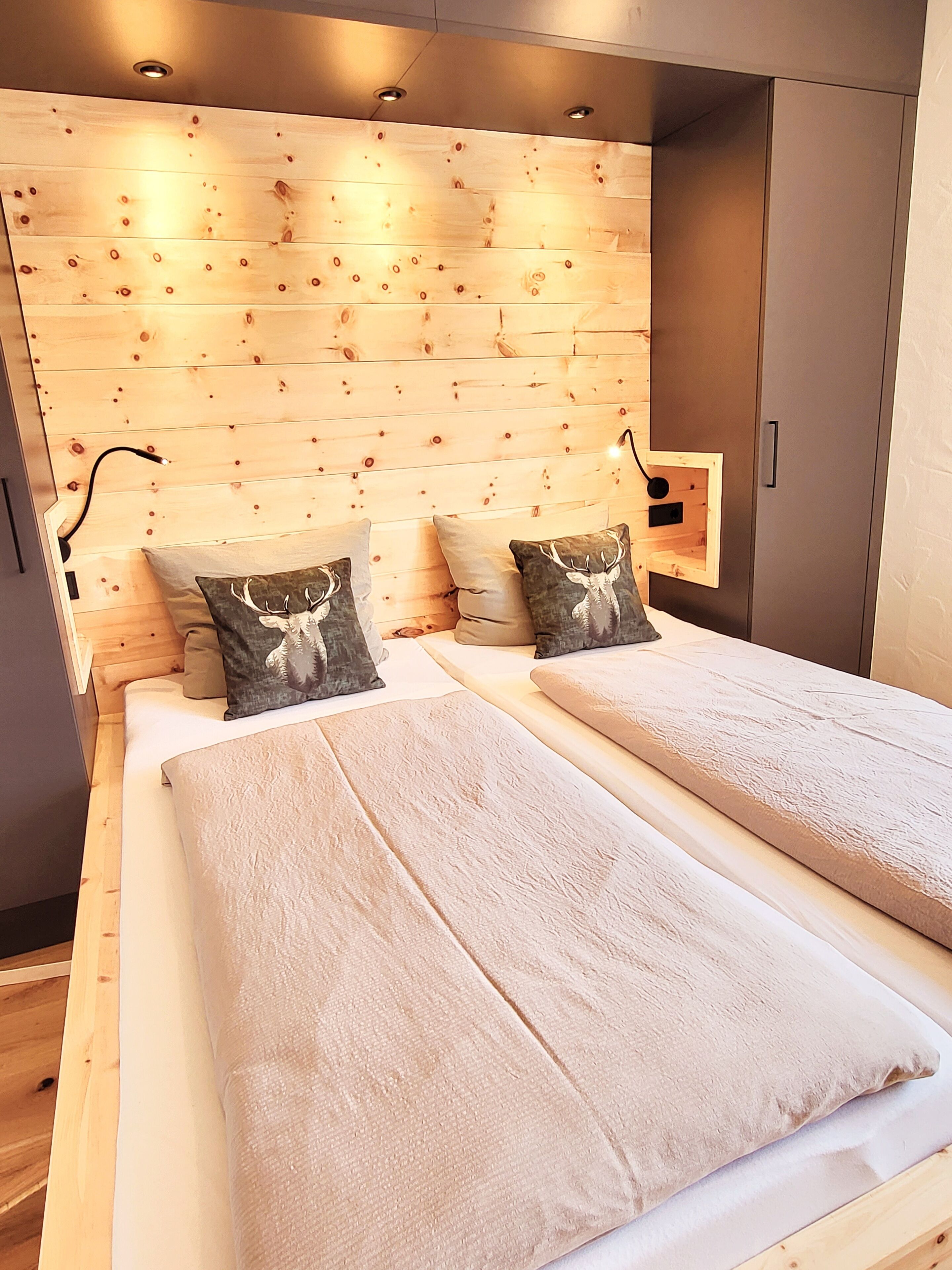 Individually decorated, individually furnished, soundproofing, free WiFi