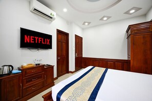 Superior Single Room, 1 Bedroom | Premium bedding, pillow-top beds, minibar, desk - Sky Star Hotel (Ho Chi Minh City)
