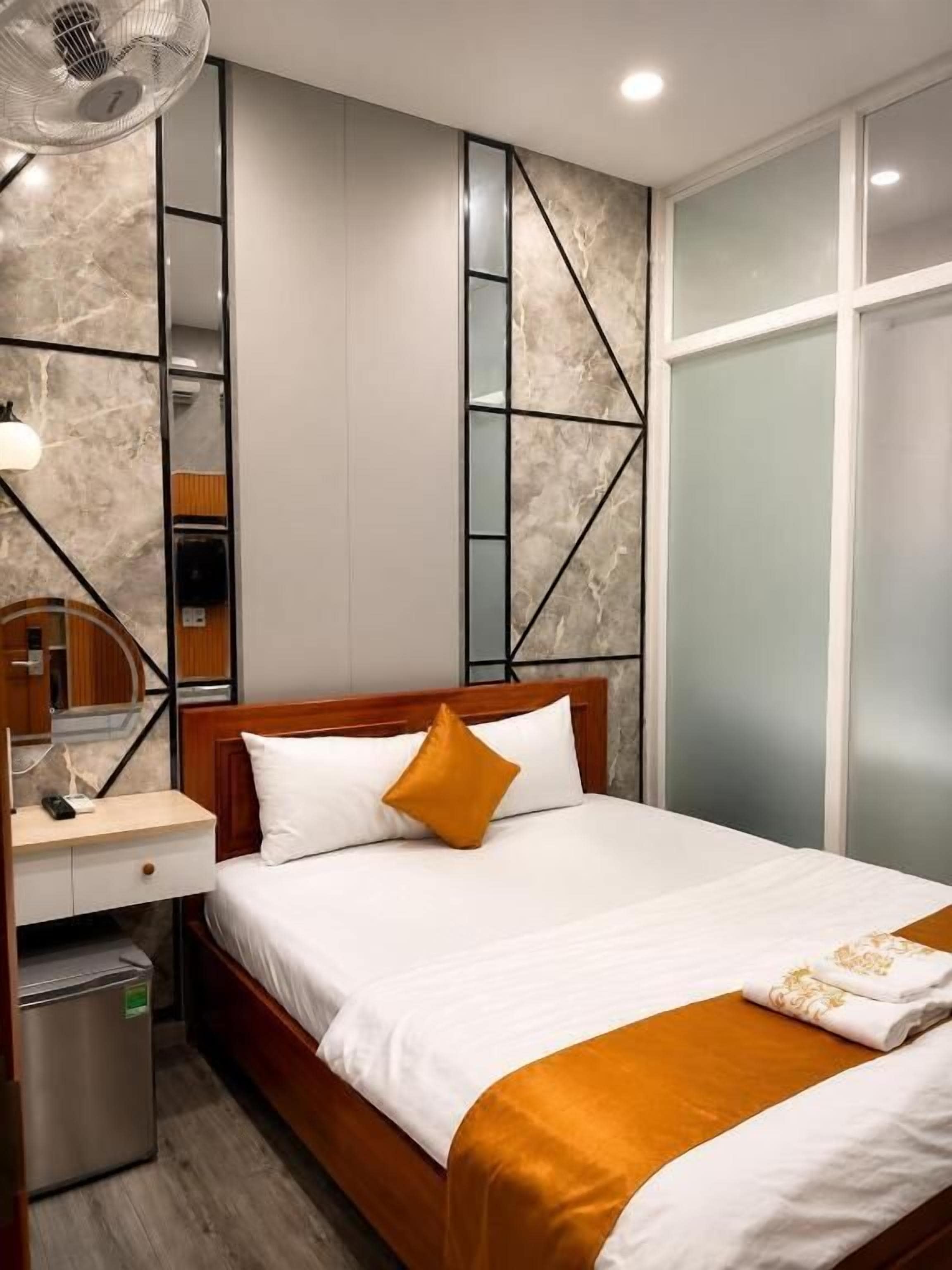 Comfort Double Room Single Use | Egyptian cotton sheets, premium bedding, pillowtop beds