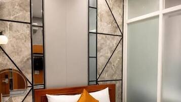 Comfort Double Room Single Use | Egyptian cotton sheets, premium bedding, pillowtop beds