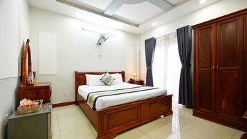 Deluxe tweepersoonskamer, voor 1 persoon, 1 slaapkamer | Luxe beddengoed, pillowtop-bedden, een minibar, een bureau