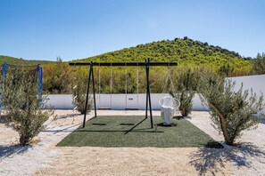 Children’s area - Modern villa with private pool (Stankovci)