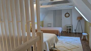 3 chambres, fer et planche Ă repasser, Wi-Fi, draps fournis