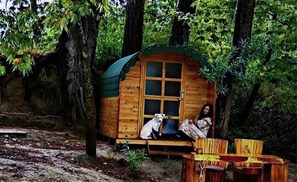 Studio Economy, 1 giường đôi, hút thuốc, quang cảnh vườn | Mặt tiền nơi lưu trú