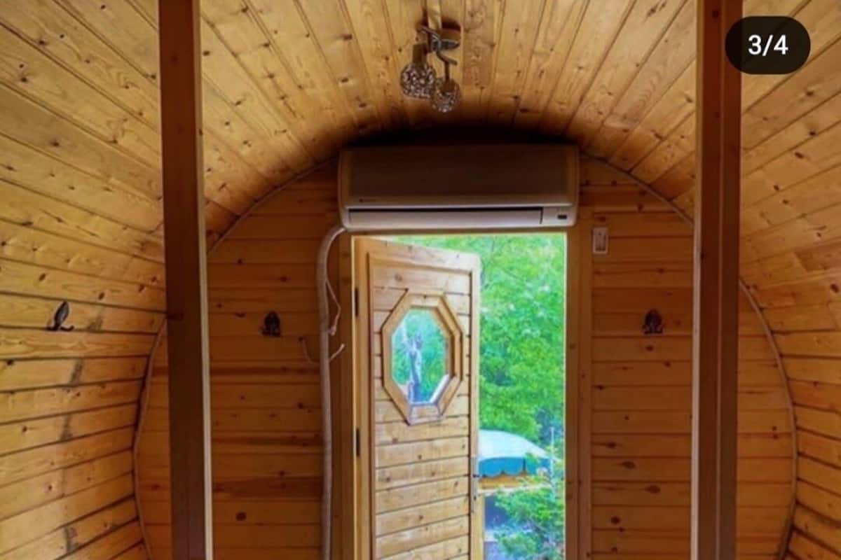 Economy Studio, 1 Double Bed, Smoking, Garden View