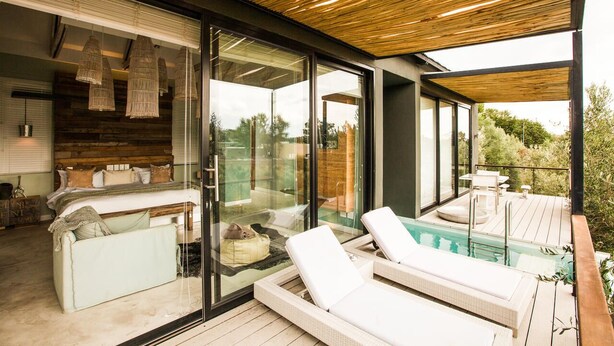 Premier Suite | 1 bedroom, in-room safe, WiFi (free) - The Olive Exclusive all suite Hotel (Windhoek)