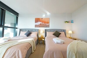 3 bedrooms, desk, iron/ironing board, free WiFi