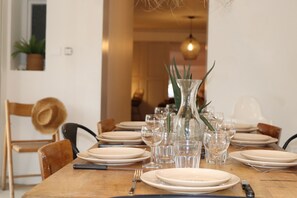 Dining - Maison du Bonheur - Piscine - Jacuzzi - Proche Plage (Aimargues)