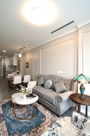 Living area - Paradise Luxury Apart Xuan Dieu (Hanoi)