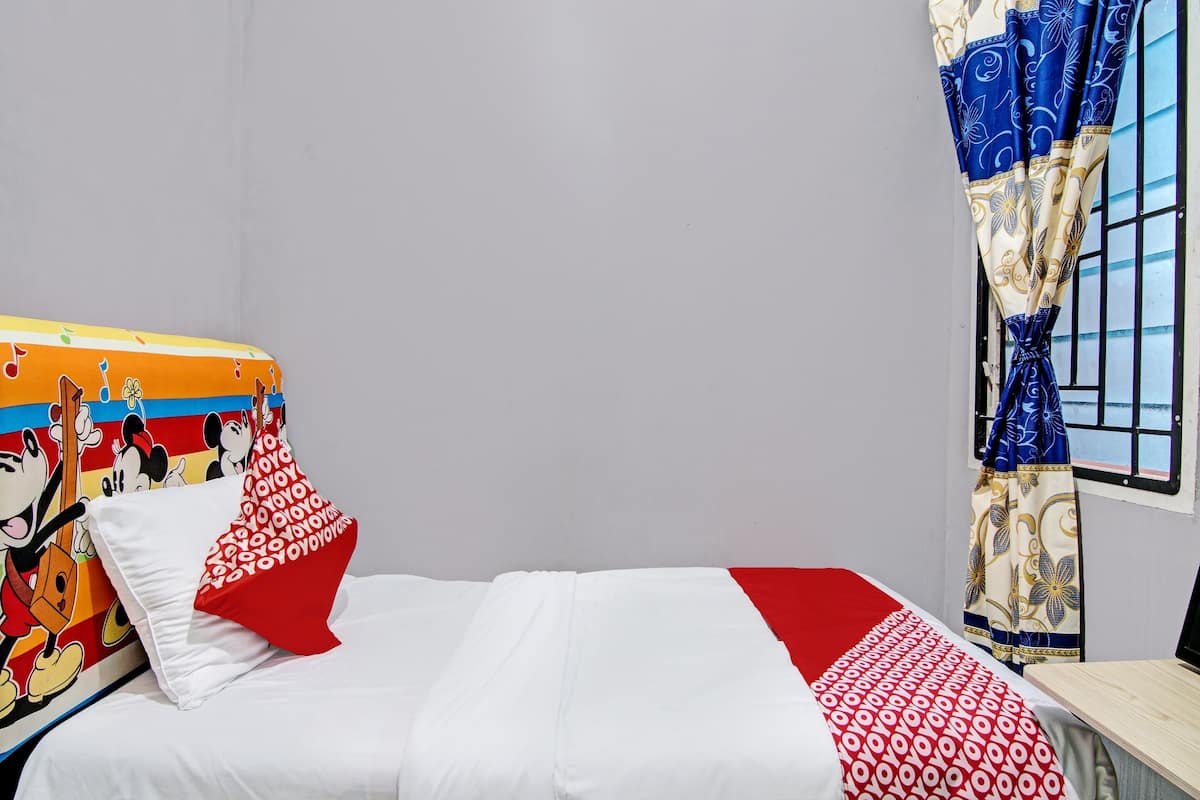 Deluxe Single Room