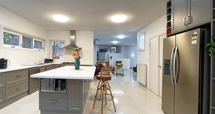 Canterbury Villa 7BRM for Big Group