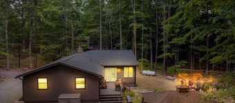 Stunning Pocono Ranch with Endless Amenities