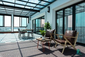 Deluxe-Apartment | Blick auf die Stadt