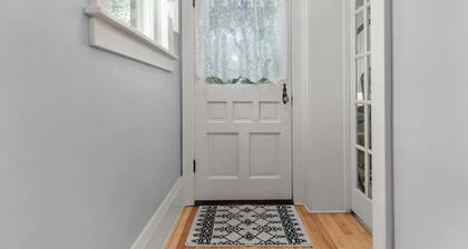 Merrill Ave Fond du Lac · NEW}Updated! Historic|Spacious