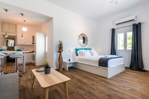1 bedroom, iron/ironing board, free WiFi
