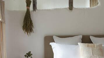Coffres-forts dans les chambres, bureau, rideaux occultants