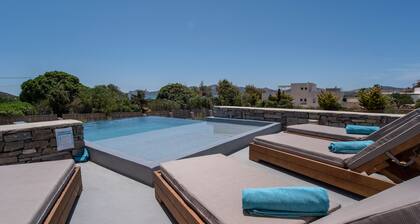 Villa 'Blue Bell Resort Sunset' with Private Pool, Wi-Fi and Air Conditioning