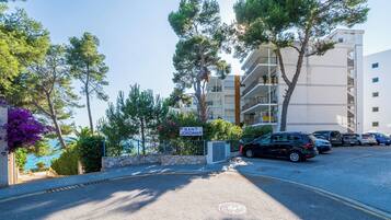 Enceinte de lâhĂ©bergement