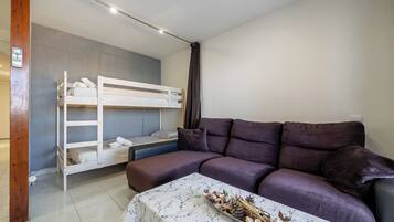 1 dormitori, wifi gratuïta i roba de llit