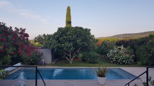 Apartment 'Maison D'h ôtes' with Private Pool, Private Terrace and Wi-Fi