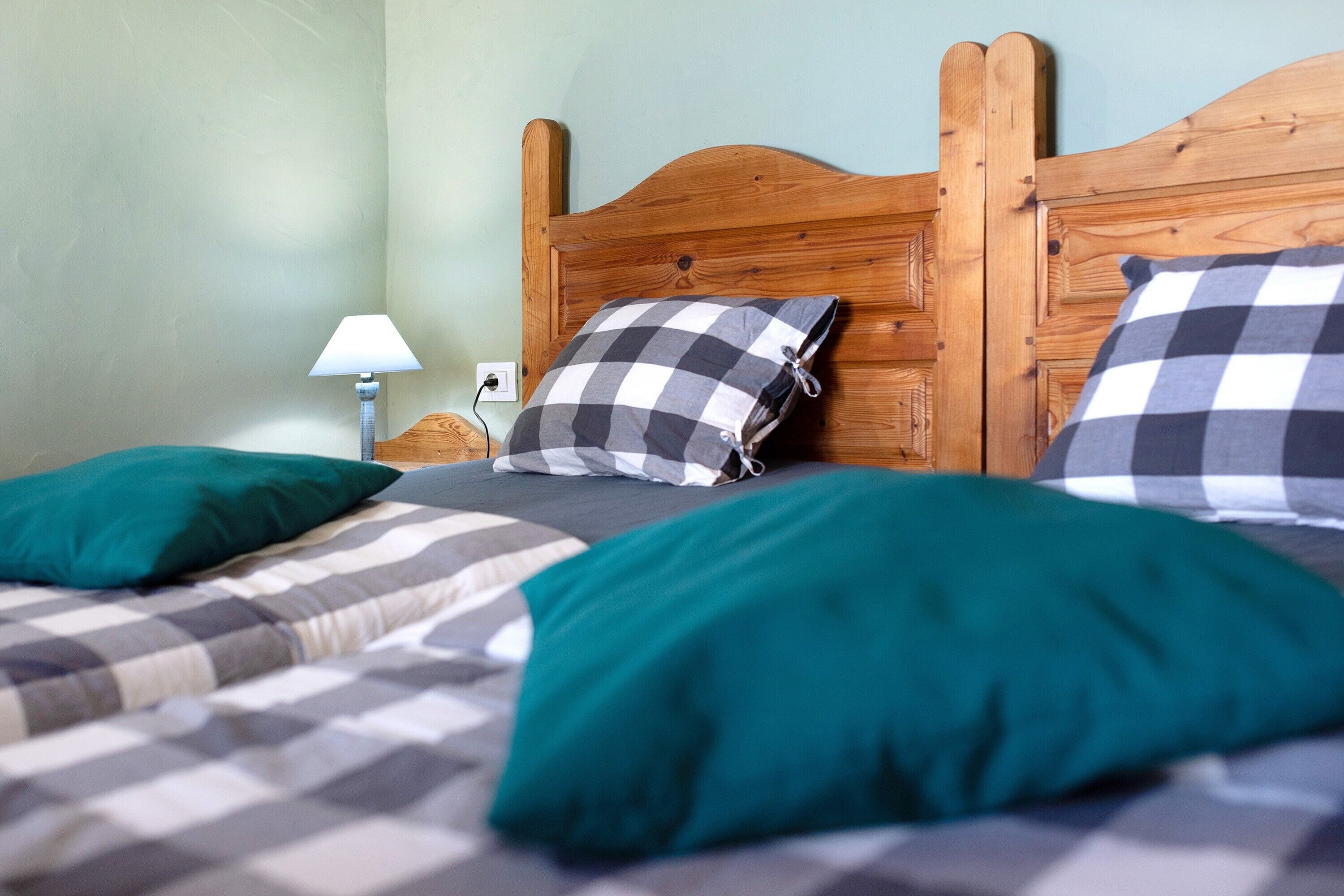 2 habitaciones, tabla de planchar con plancha y wifi gratis 