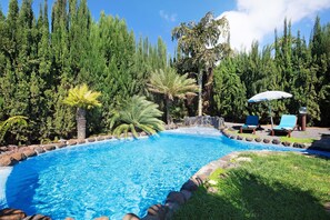 Pool - Holiday Home 'Las Vetas' with Sea View, Private Pool and Wi-Fi (tijarafe)