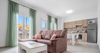 Holiday Apartment "Cambrils Turistic 3b" with Balcony & Wi-Fi