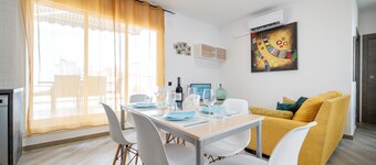 Appartamento di vacanza "Cambrils Turistic Atico" con terrazza privata e Wi-Fi