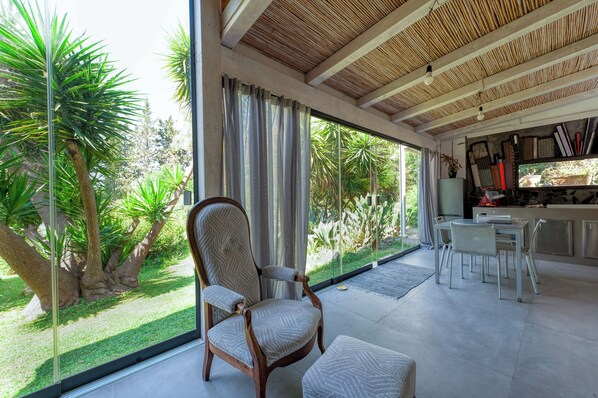 Interior - Villa "Olivia Pool Tennis Spa - D" with Shared Pool, Private Terrace & Wi-Fi (Lecce)