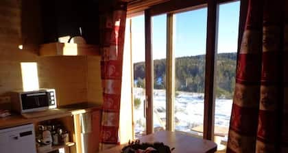 Chalet 'En Bois Tout Confort' with Mountain View, Private Terrace and Private Garden