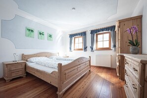 2 habitaciones, wifi gratis y ropa de cama 