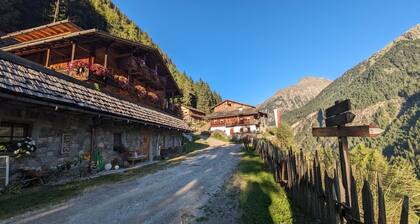 Holiday Apartment "Enzian" with Mountain View, Balcony & Wi-Fi