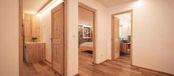 Holiday Apartment "Kofler Zw Den Wänden Apt Zirm" with Mountain View, Shared Garden & Wi-Fi