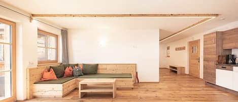 Televisio, pöytätennispöytä