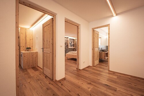 Holiday Apartment "Kofler Zw Den Wänden Apt Zirm" with Mountain View, Shared Garden & Wi-Fi
