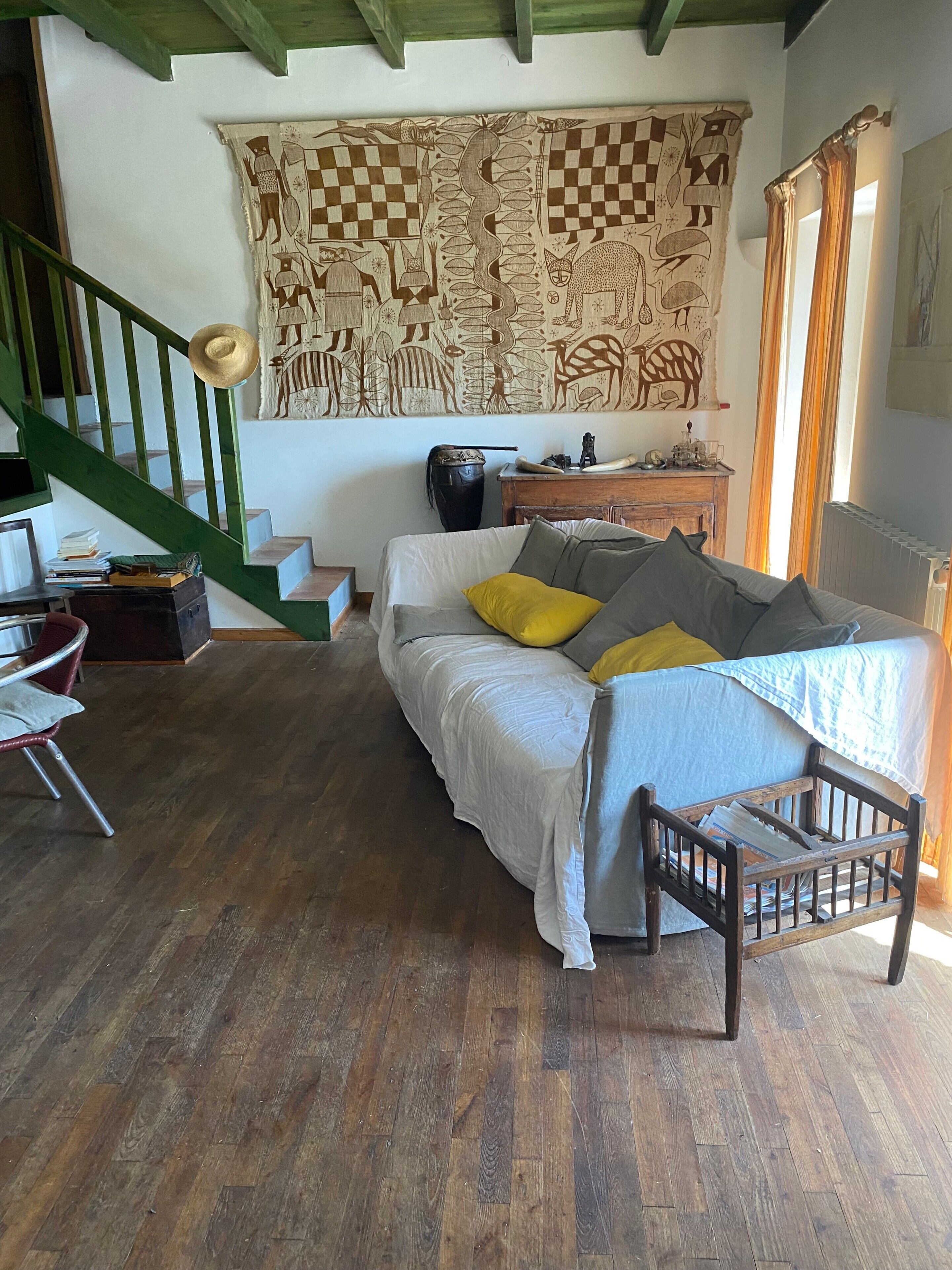 TV, fireplace, ping pong, stereo