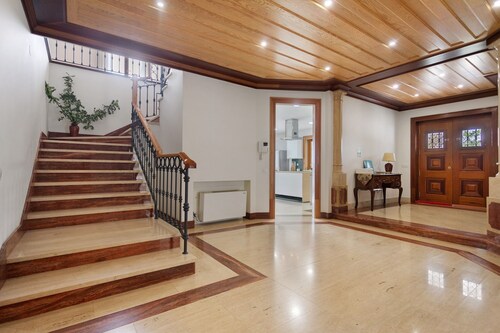 Holiday Home 'Quinta Grande' with Private Pool, Private Terrace and Wi-Fi