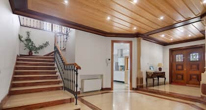 Holiday Home 'Quinta Grande' with Private Pool, Private Terrace and Wi-Fi