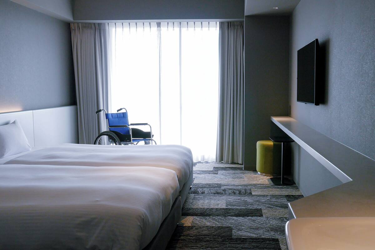 Laptop workspace, blackout drapes, soundproofing